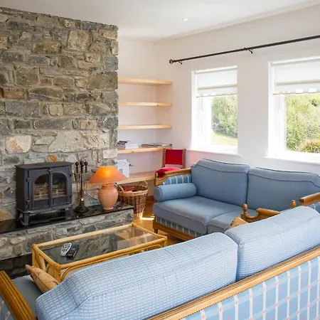 Aistara, * Ballyconneely